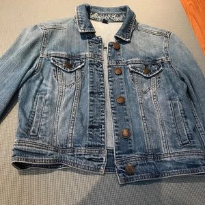 Women’s jeans jacket from American Eagle